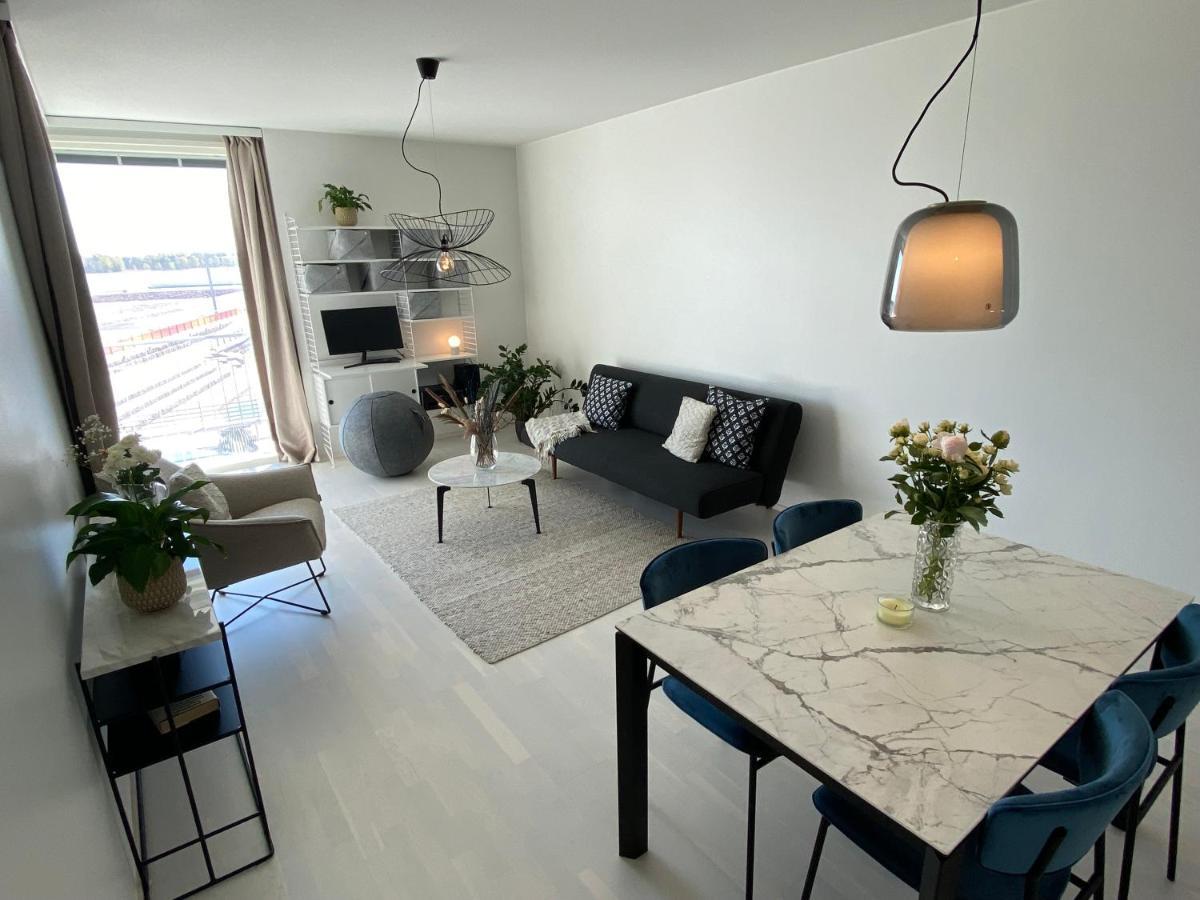 Luxury 1-bedroom With Sauna And Sea View *